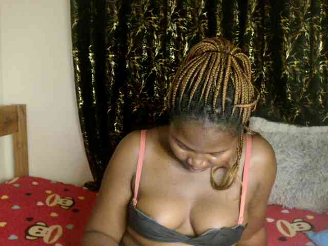 Sexxy-pretty24 webcam