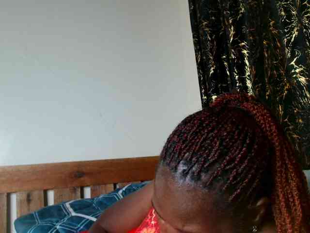 Sexxy-pretty24 webcam