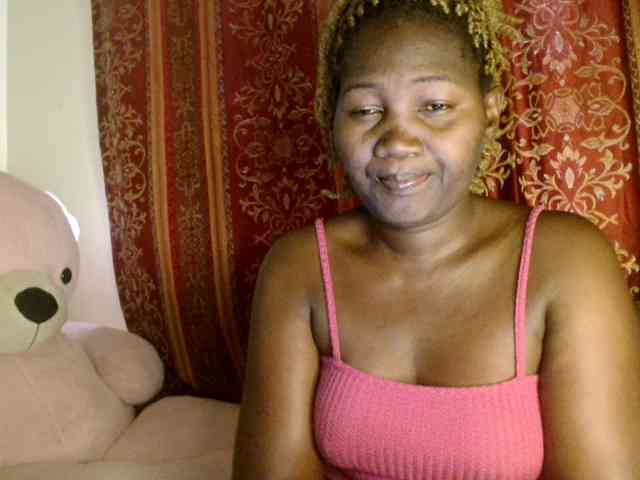 Sexxy-pretty24 webcam