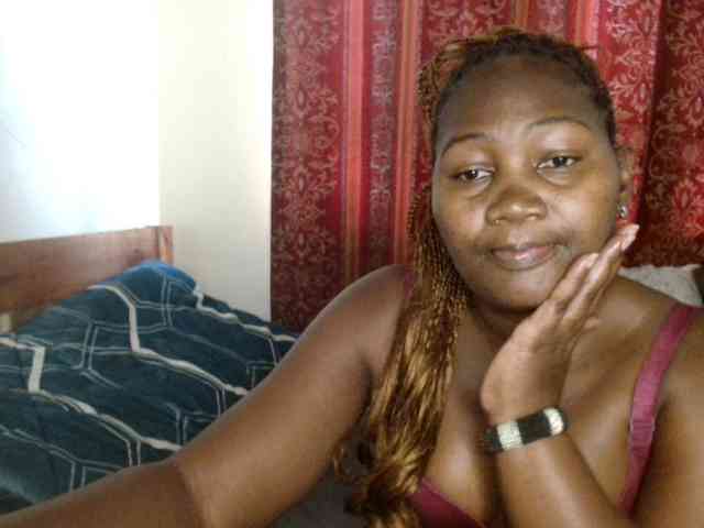 Sexxy-pretty24 webcam