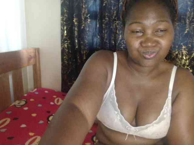 Sexxy-pretty24 webcam