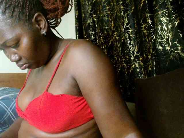 Sexxy-pretty24 webcam