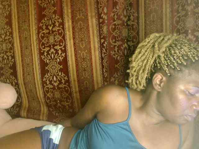 Sexxy-pretty24 webcam