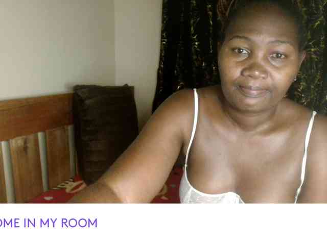 Sexxy-pretty24 webcam
