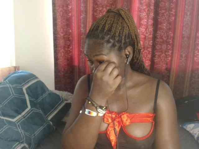 Sexxy-pretty24 webcam