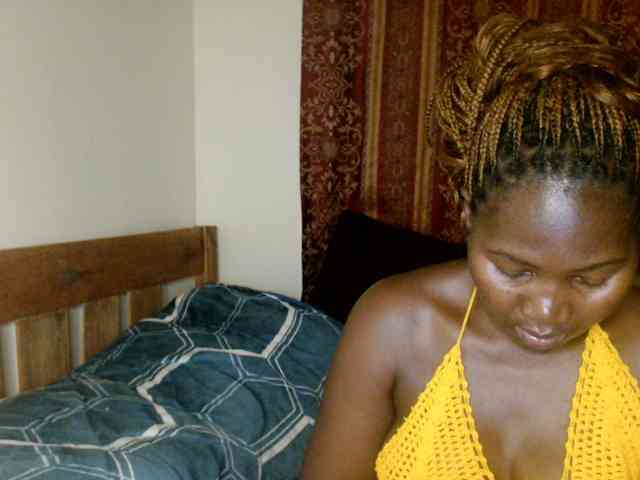 Sexxy-pretty24 webcam