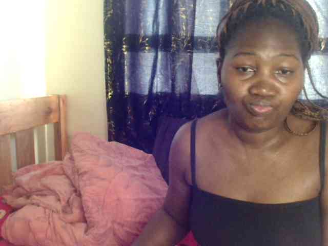 Sexxy-pretty24 webcam