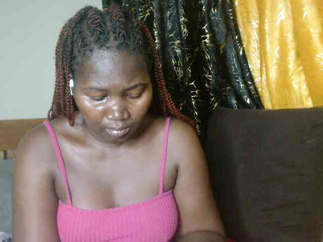 Sexxy-pretty24 webcam