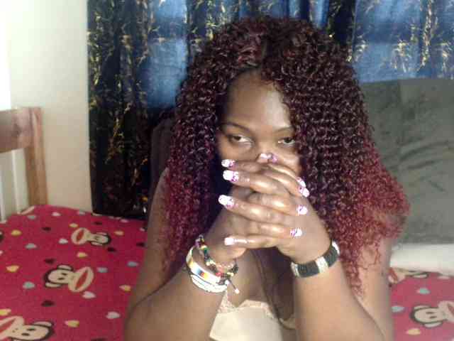 Sexxy-pretty24 webcam