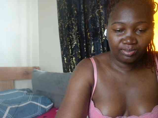 Sexxy-pretty24 webcam