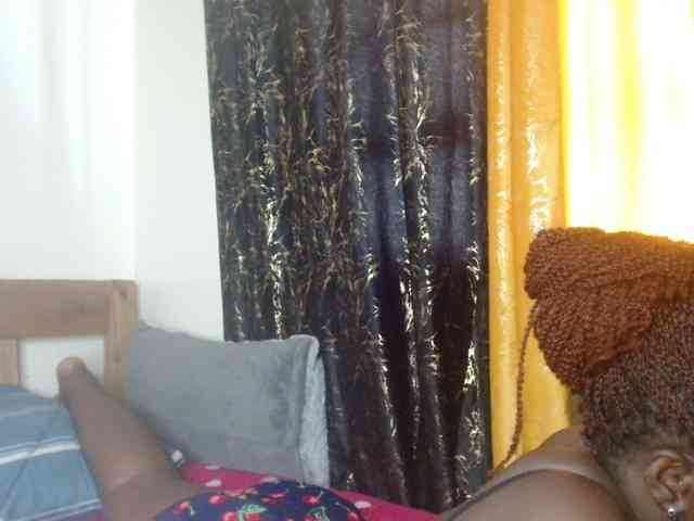 Sexxy-pretty24 webcam