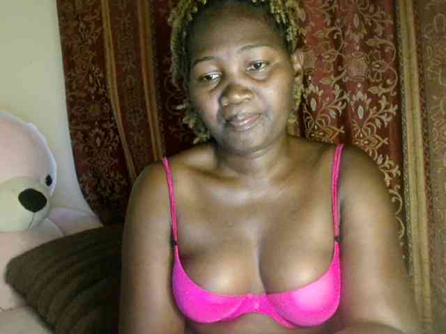 Sexxy-pretty24