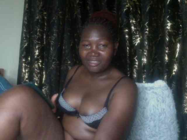 Sexxy-pretty24 webcam