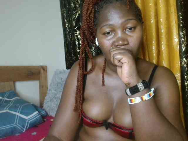 Sexxy-pretty24 webcam