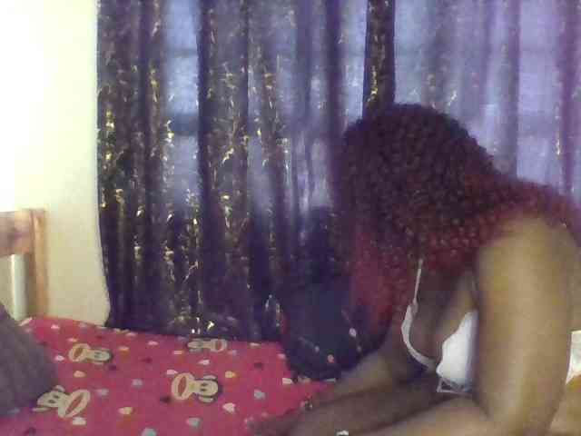 Sexxy-pretty24 webcam