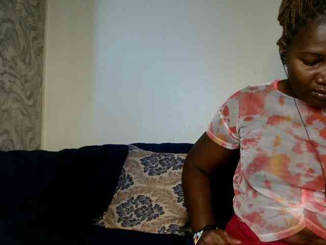 Sexxy-pretty24 webcam