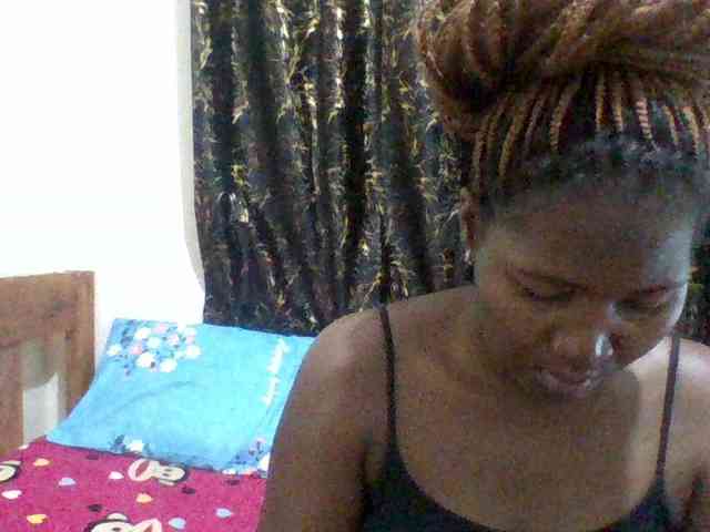 Sexxy-pretty24 webcam