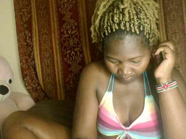 Sexxy-pretty24 webcam