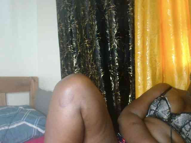 Sexxy-pretty24 webcam