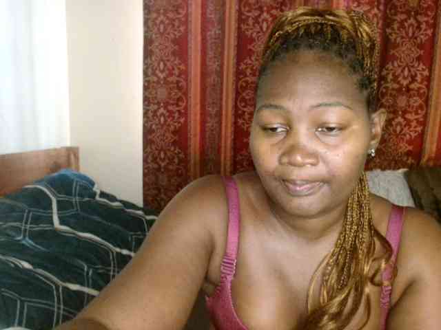 Sexxy-pretty24 webcam