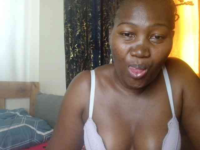 Sexxy-pretty24 webcam