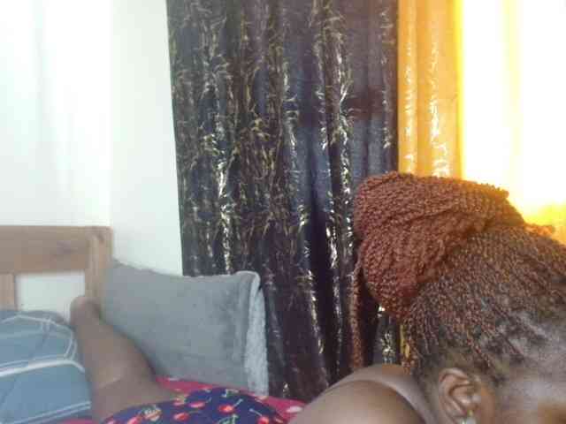 Sexxy-pretty24 webcam