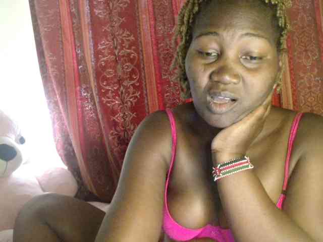 Sexxy-pretty24 webcam