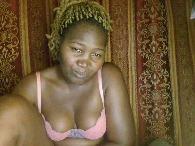 Sexxy-pretty24 webcam