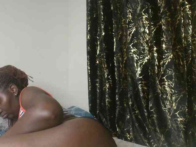 Sexxy-pretty24 webcam