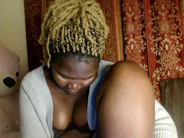 Sexxy-pretty24 webcam