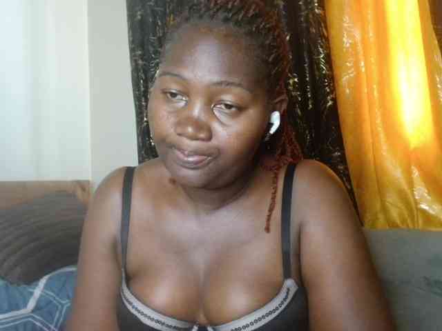 Sexxy-pretty24 webcam