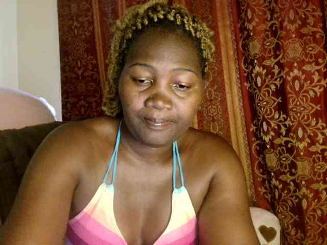 Sexxy-pretty24 webcam