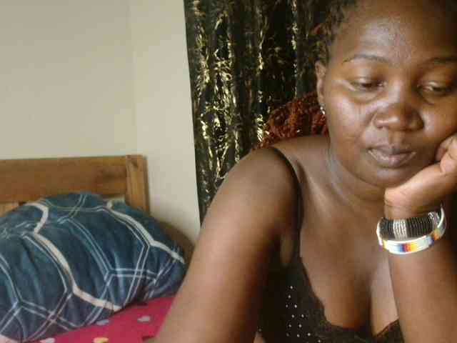 Sexxy-pretty24 webcam