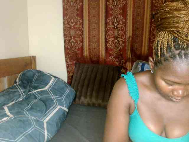 Sexxy-pretty24 webcam