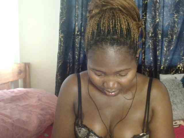 Sexxy-pretty24 webcam