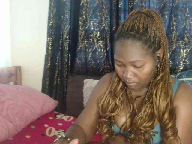 Sexxy-pretty24 webcam