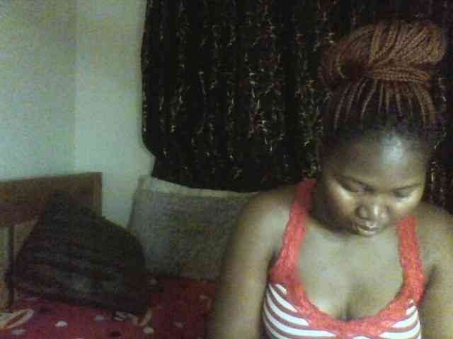 Sexxy-pretty24 webcam