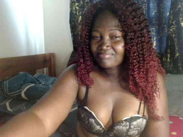 Sexxy-pretty24 webcam