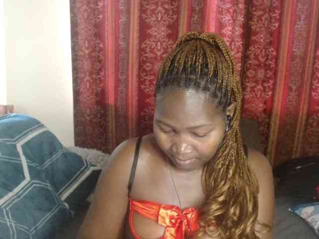 Sexxy-pretty24 webcam