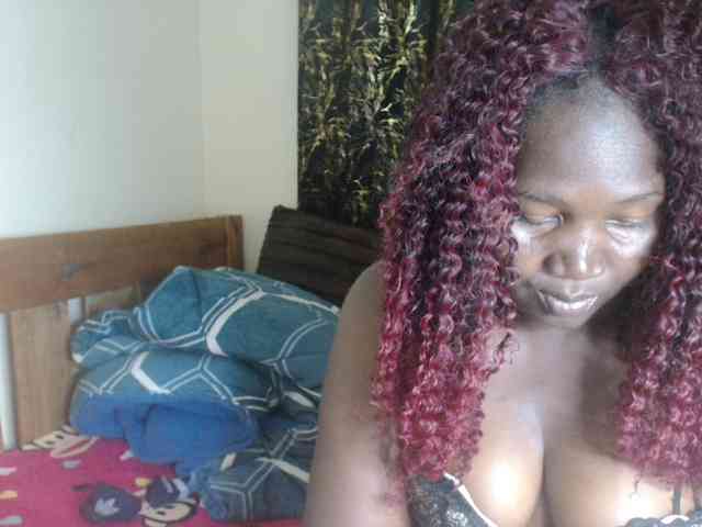 Sexxy-pretty24 webcam