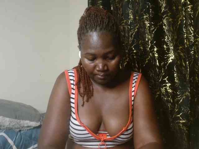 Sexxy-pretty24 webcam