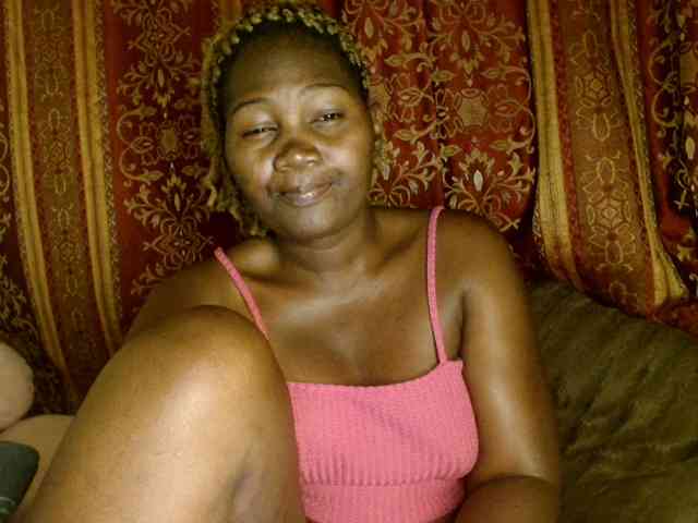 Sexxy-pretty24 webcam