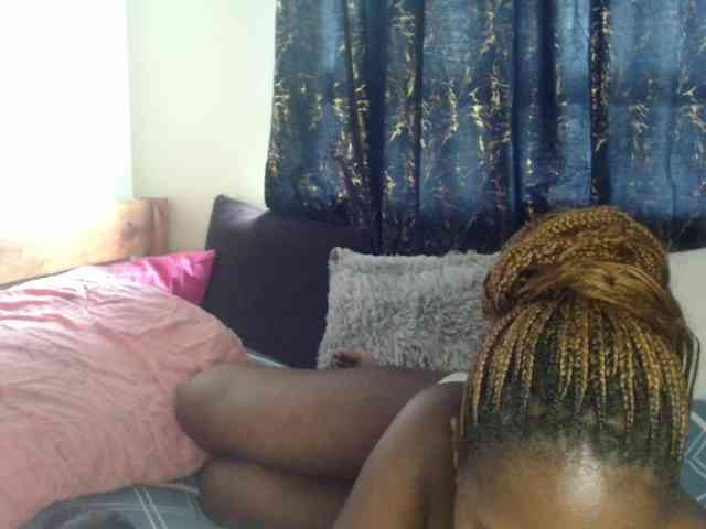 Sexxy-pretty24 Sexxy-pretty24