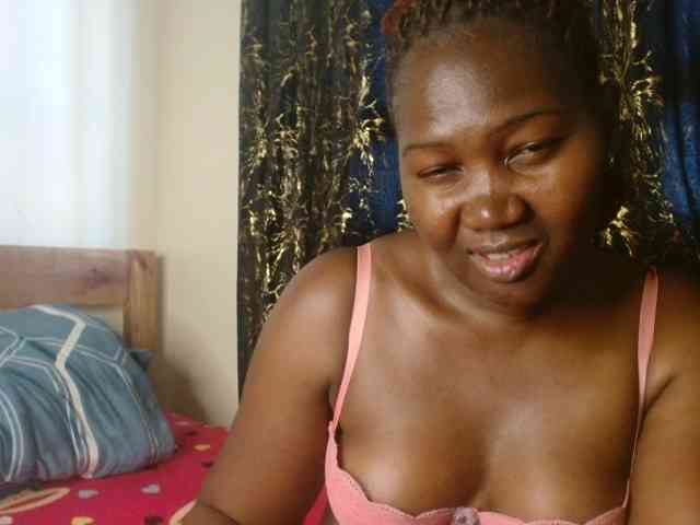 Sexxy-pretty24 webcam