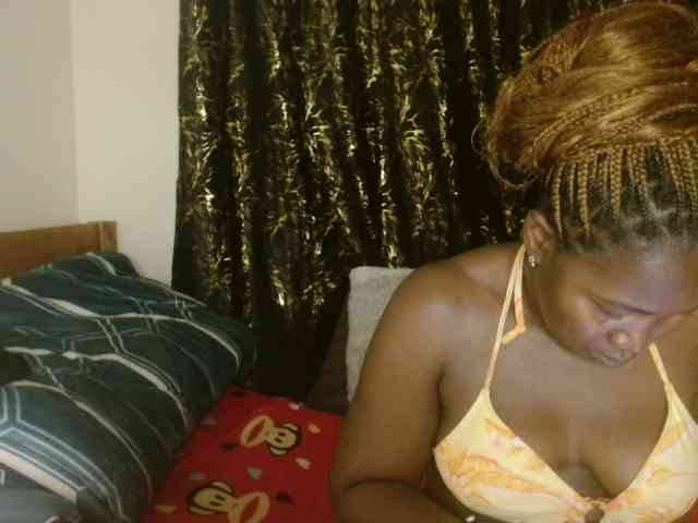 Sexxy-pretty24 webcam