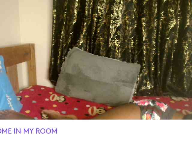 Sexxy-pretty24 webcam