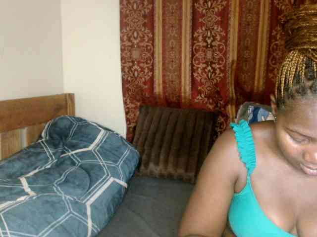 Sexxy-pretty24 webcam