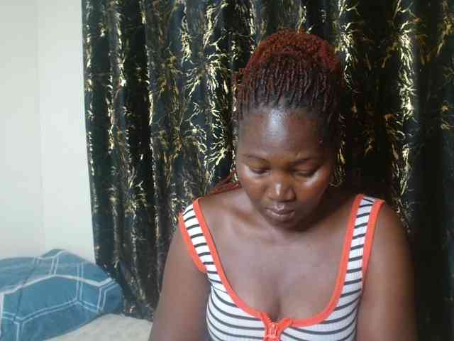 Sexxy-pretty24 webcam