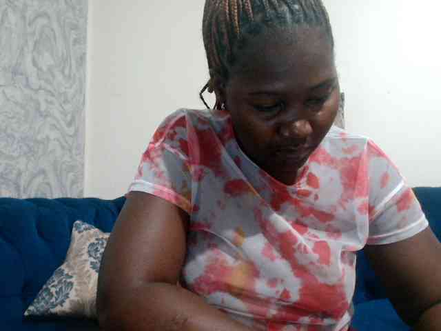 Sexxy-pretty24 webcam