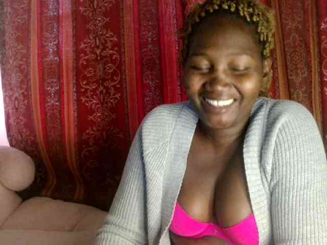 Sexxy-pretty24 webcam